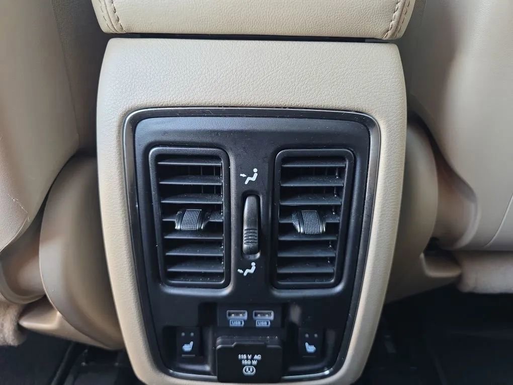 Used 2019 Jeep Grand Cherokee Limited w/ Luxury Group II image 45