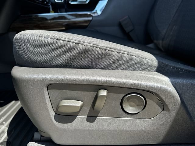 Used 2024 GMC Sierra 1500 Elevation w/ Preferred Package AWD/4WD image 14
