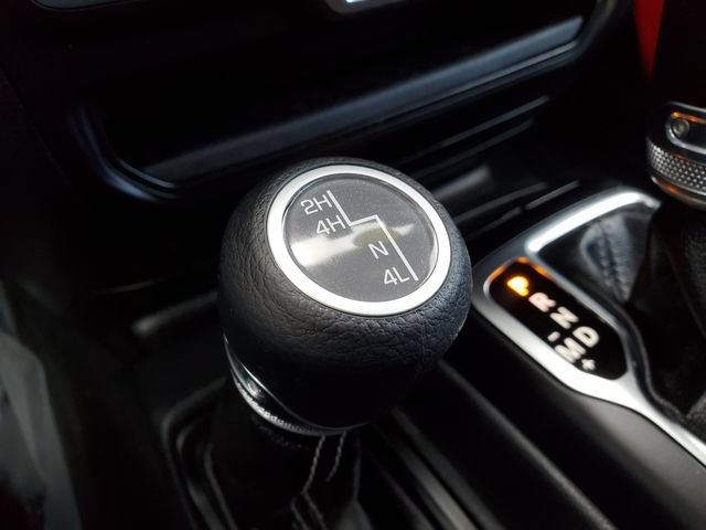 Used 2023 Jeep Wrangler Unlimited Sahara AWD/4WD image 22