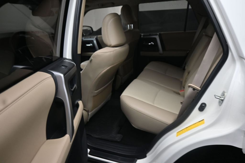 Used 2023 Toyota 4Runner SR5 Premium w/ Moonroof Package AWD/4WD image 21