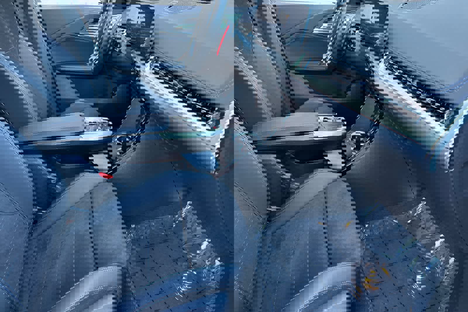 Used 2025 BMW X1 M35i image 17