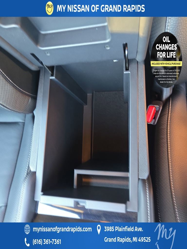 Used 2023 Nissan Pathfinder SL image 59