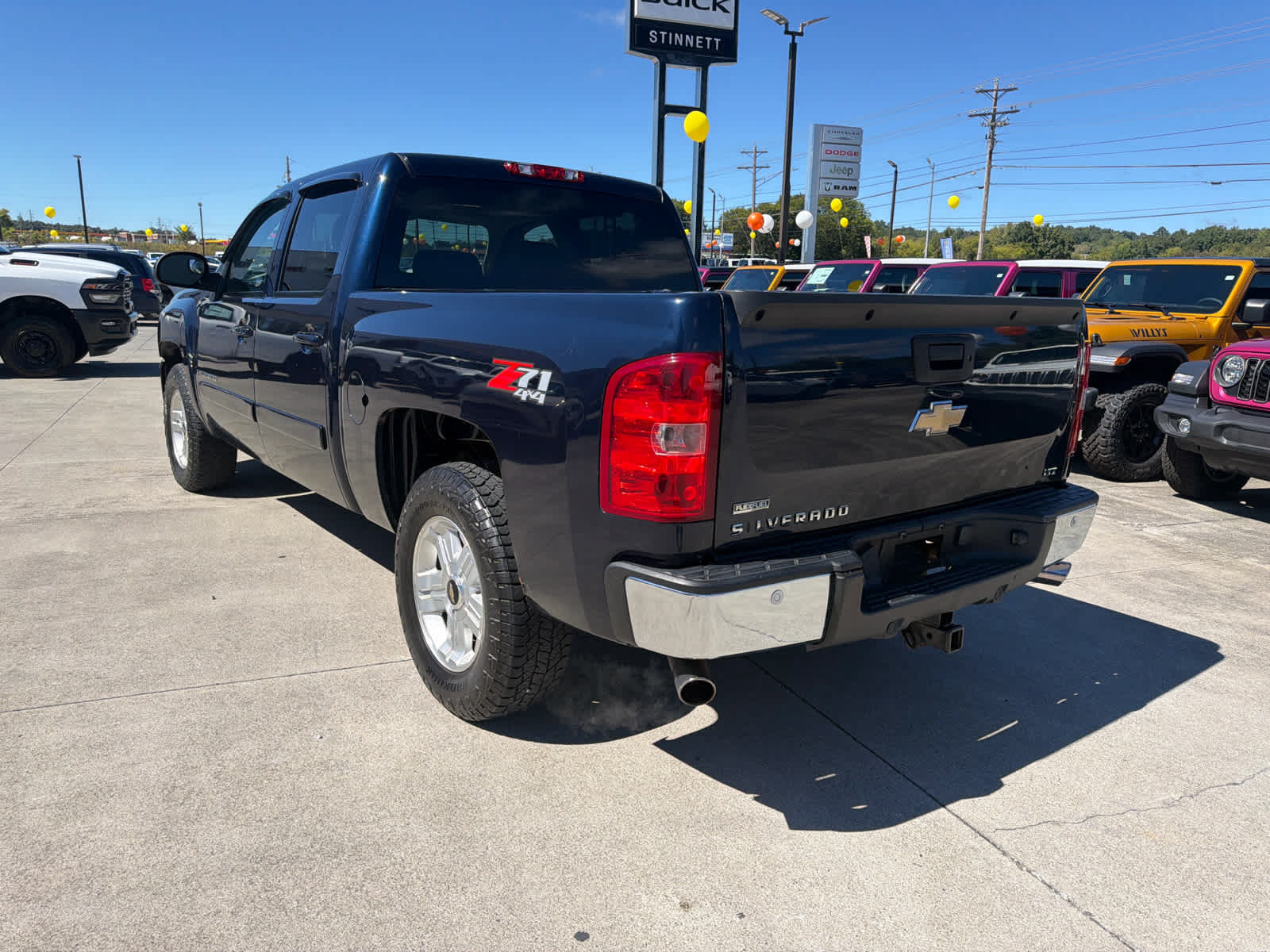 Used 2008 Chevrolet Silverado 1500 LTZ w/ Safety Package AWD/4WD image 7