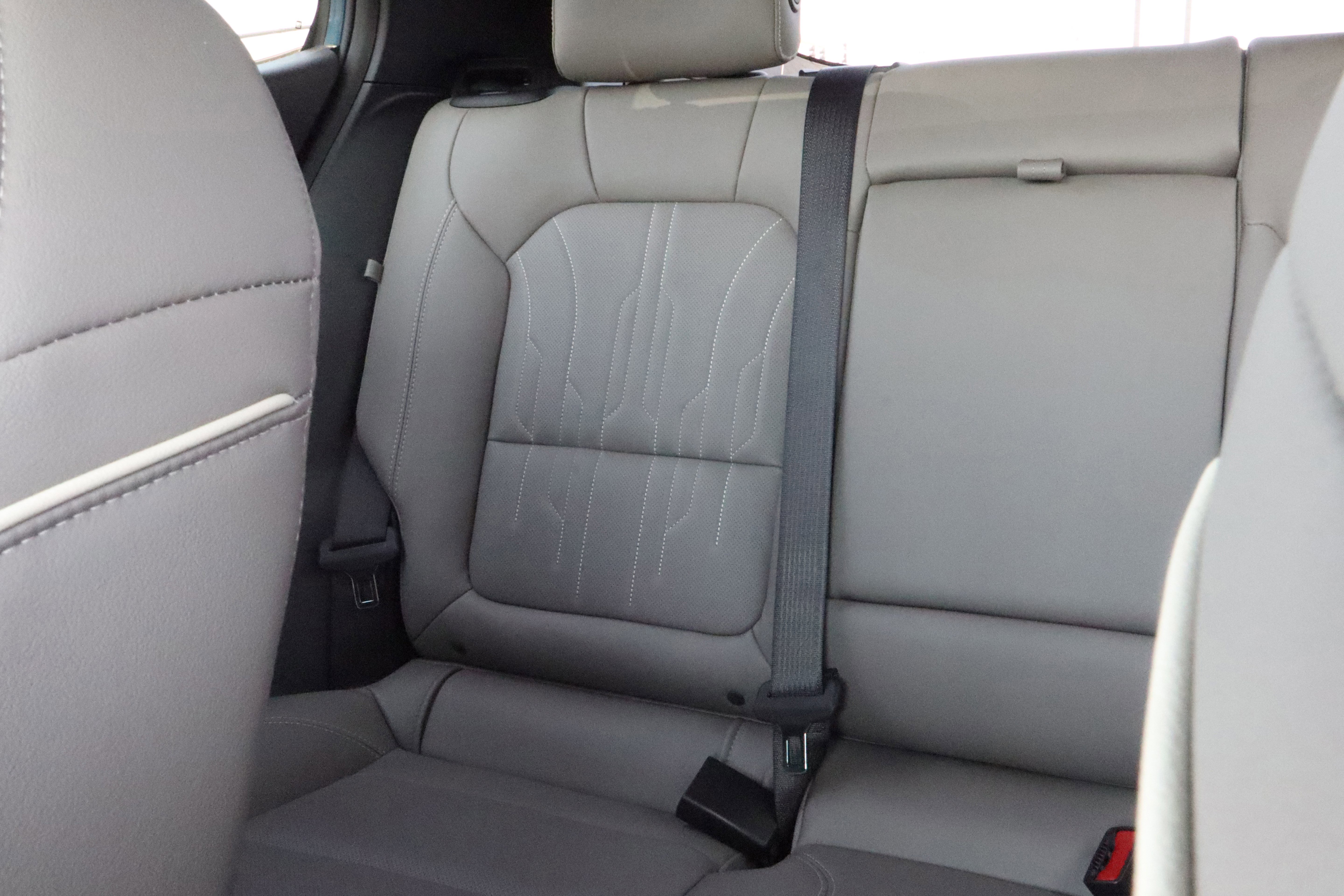 New 2025 Buick Envista Avenir image 13