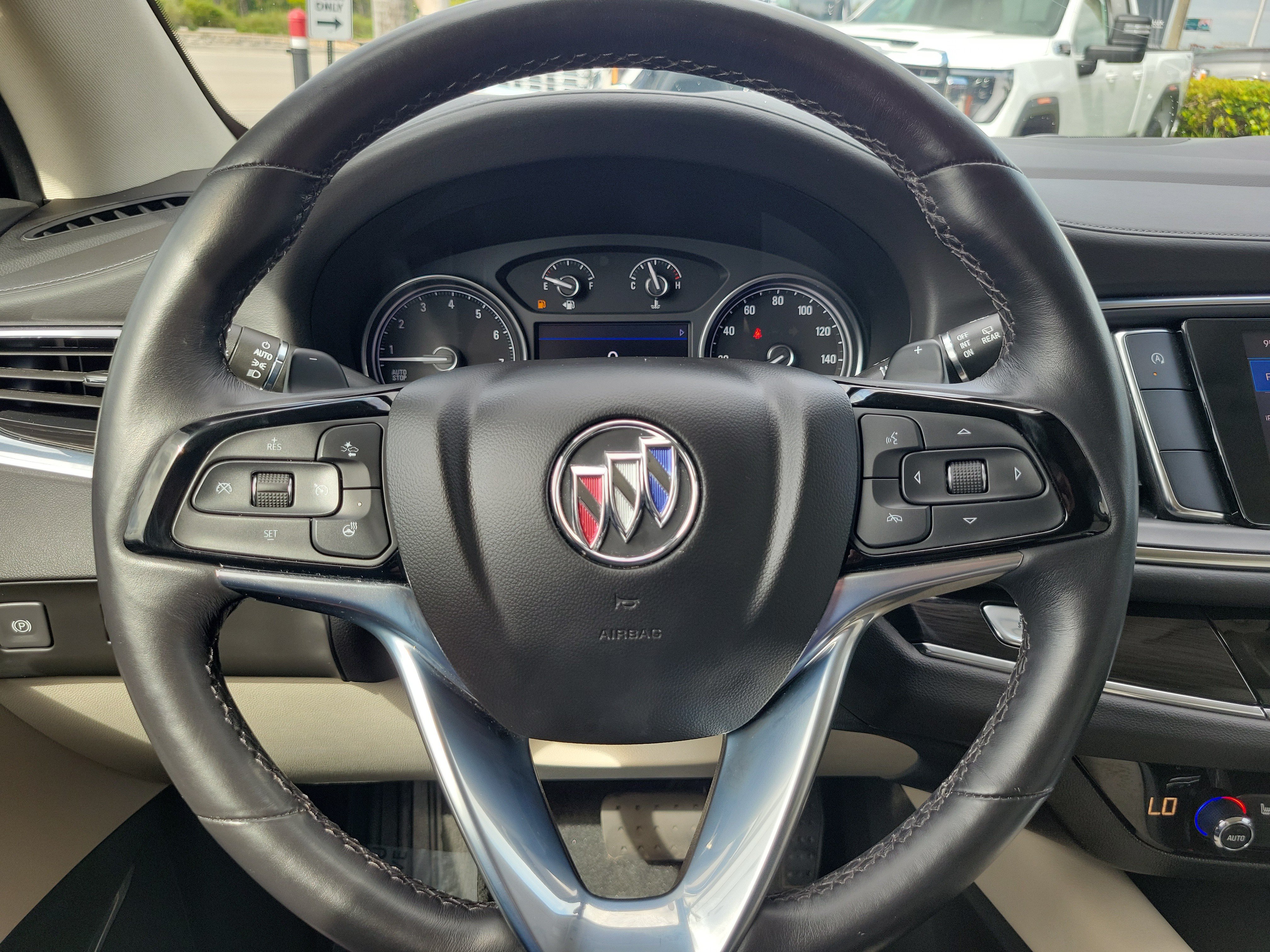Used 2024 Buick Enclave Essence FWD image 19