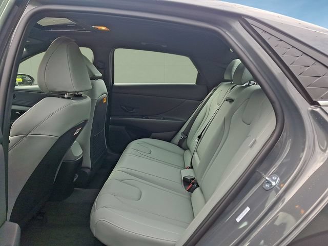 New 2026 Hyundai Elantra Limited FWD image 8