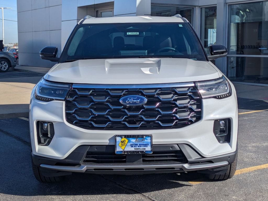 New 2026 Ford Explorer Platinum w/ LUX Leather Package image 2