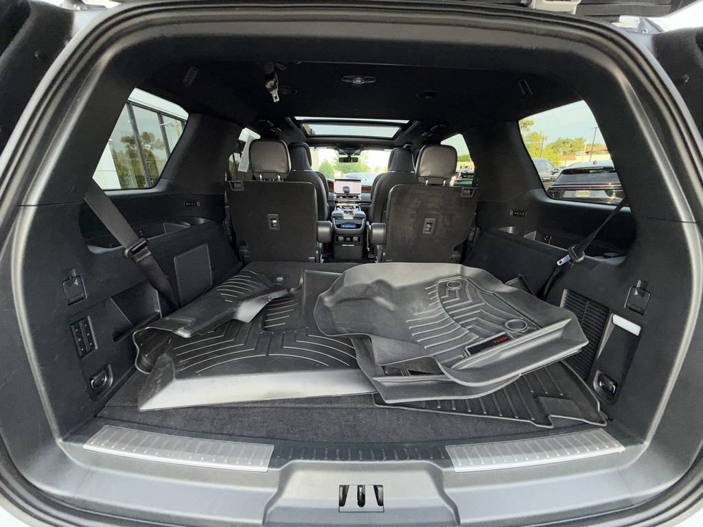 Certified 2024 Lincoln Navigator Reserve AWD/4WD image 22