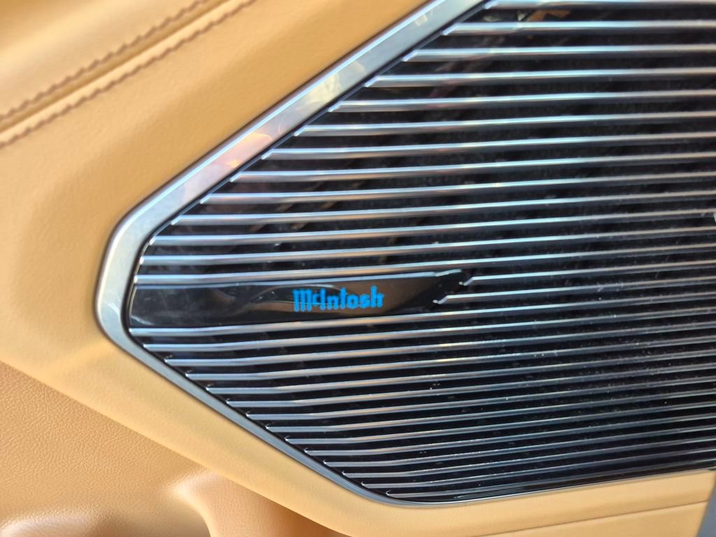 Used 2023 Jeep Grand Cherokee Summit image 16