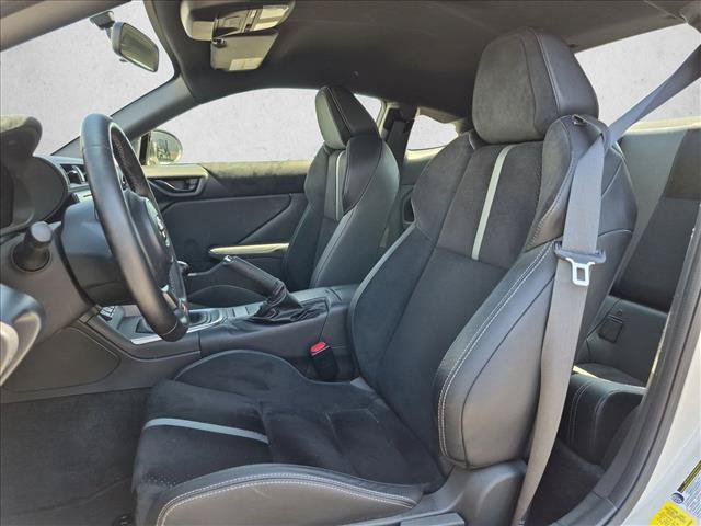 Used 2023 Toyota GR86 Premium RWD image 13