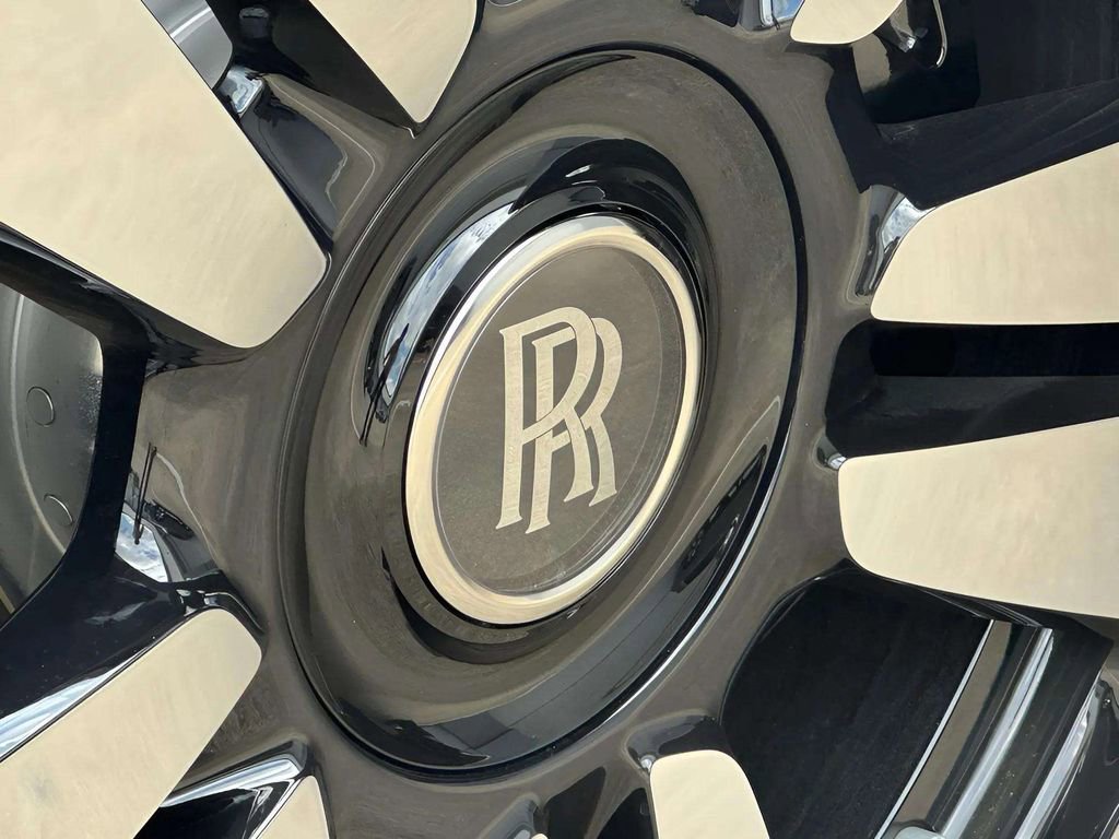 New 2026 Rolls-Royce Cullinan image 22