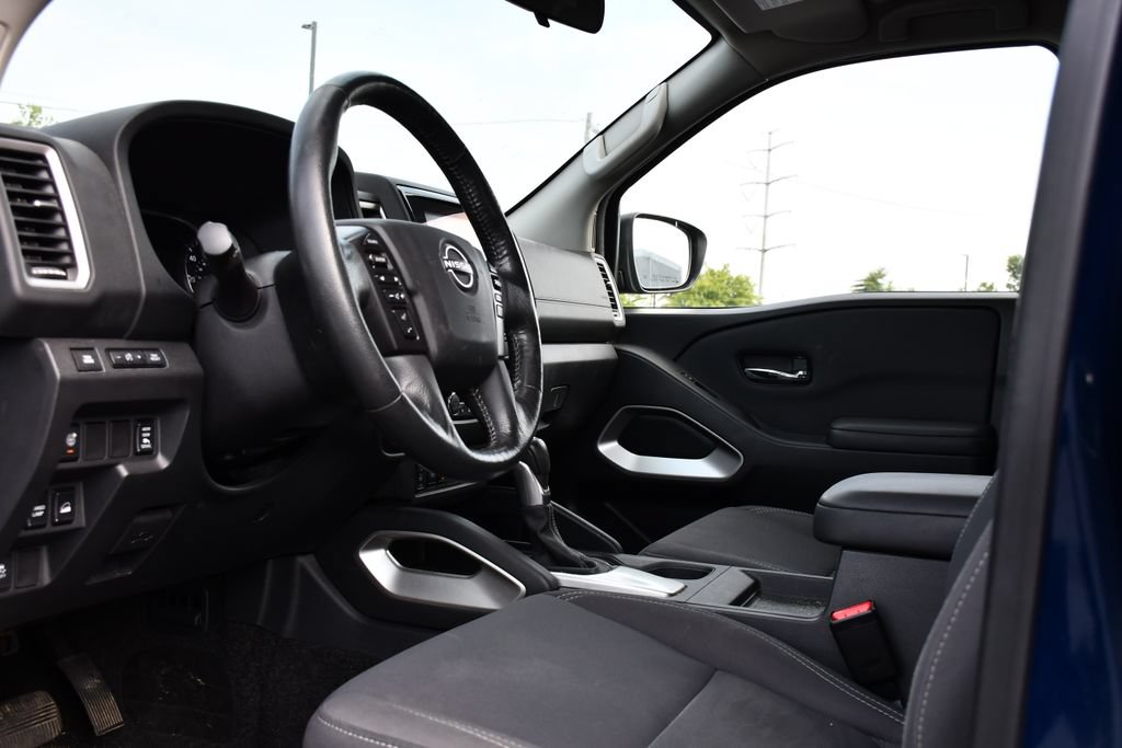 Used 2022 Nissan Frontier SV AWD/4WD image 15