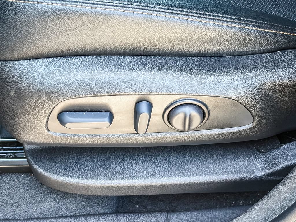 Used 2024 Chevrolet Equinox Premier w/ LPO, Floor Liner Package AWD/4WD image 49