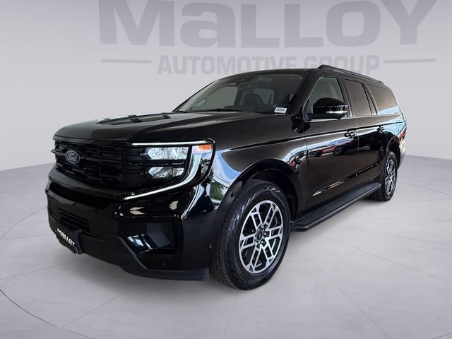 Used 2025 Ford Expedition Max Active AWD/4WD image 1