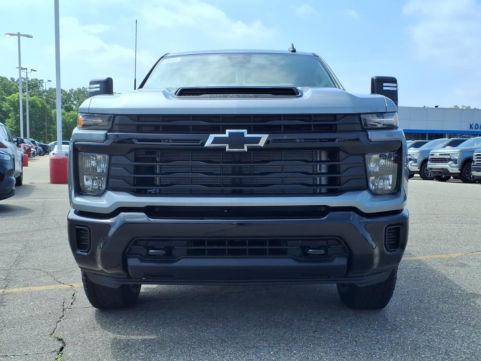 New 2026 Chevrolet Silverado 2500 Custom w/ Custom Convenience Package AWD/4WD image 2