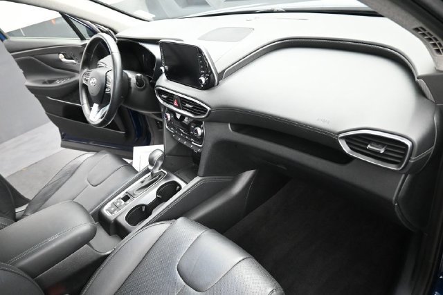 Used 2019 Hyundai Santa Fe AWD image 30