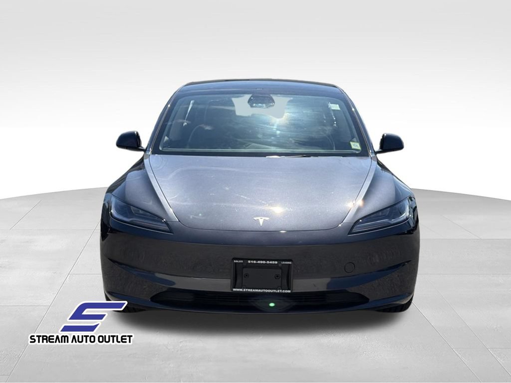 Used 2025 Tesla Model 3 Long Range RWD image 2