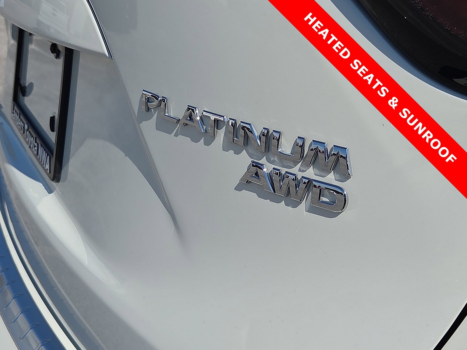 Used 2024 Nissan Murano Platinum w/ Cargo Package image 8