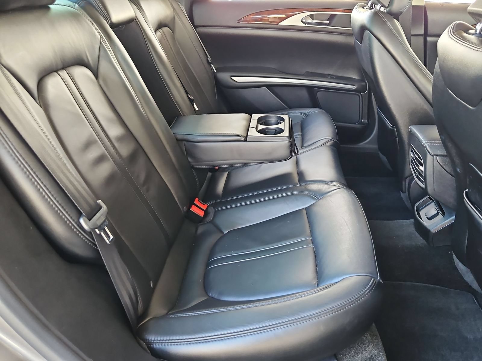 Used 2016 Lincoln MKZ AWD w/ Equipment Group 200A Select image 27