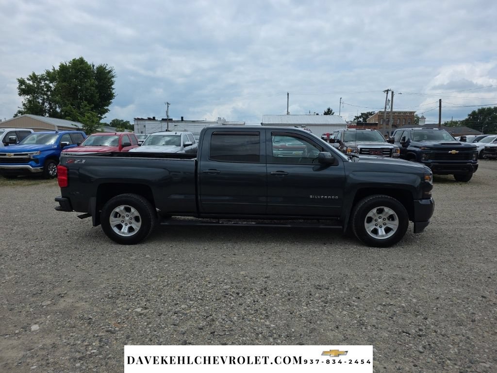 Used 2018 Chevrolet Silverado 1500 LT w/ All Star Edition AWD/4WD image 6