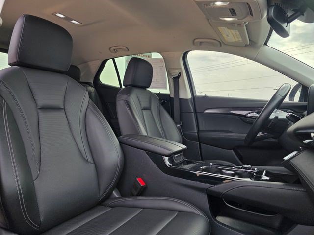 Used 2024 Buick Envision Preferred AWD/4WD image 17