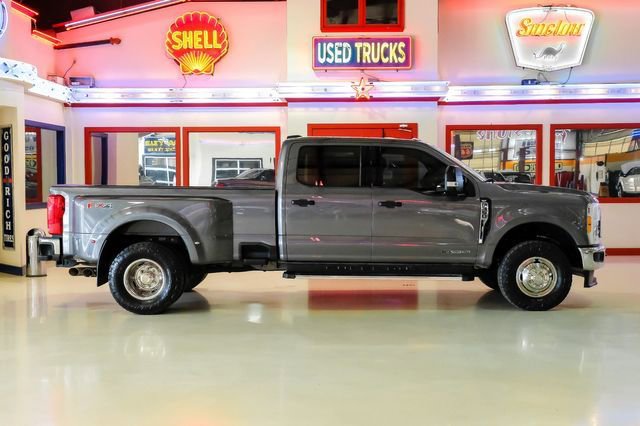 Used 2023 Ford F350 XLT w/ FX4 Off-Road Package AWD/4WD image 10