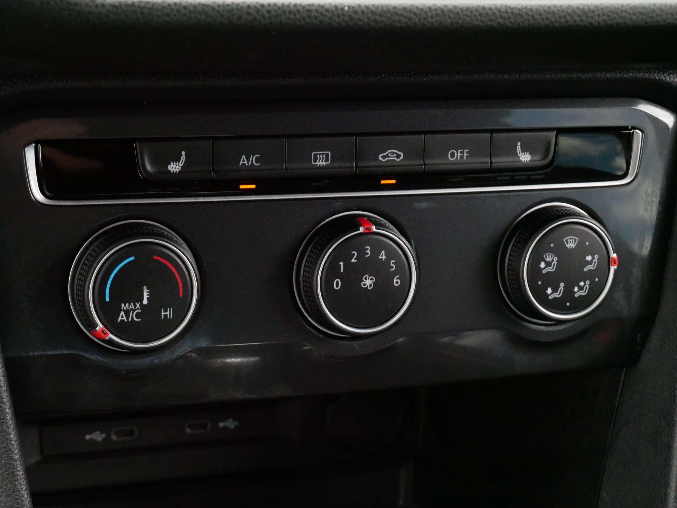 Certified 2023 Volkswagen Tiguan S FWD image 23