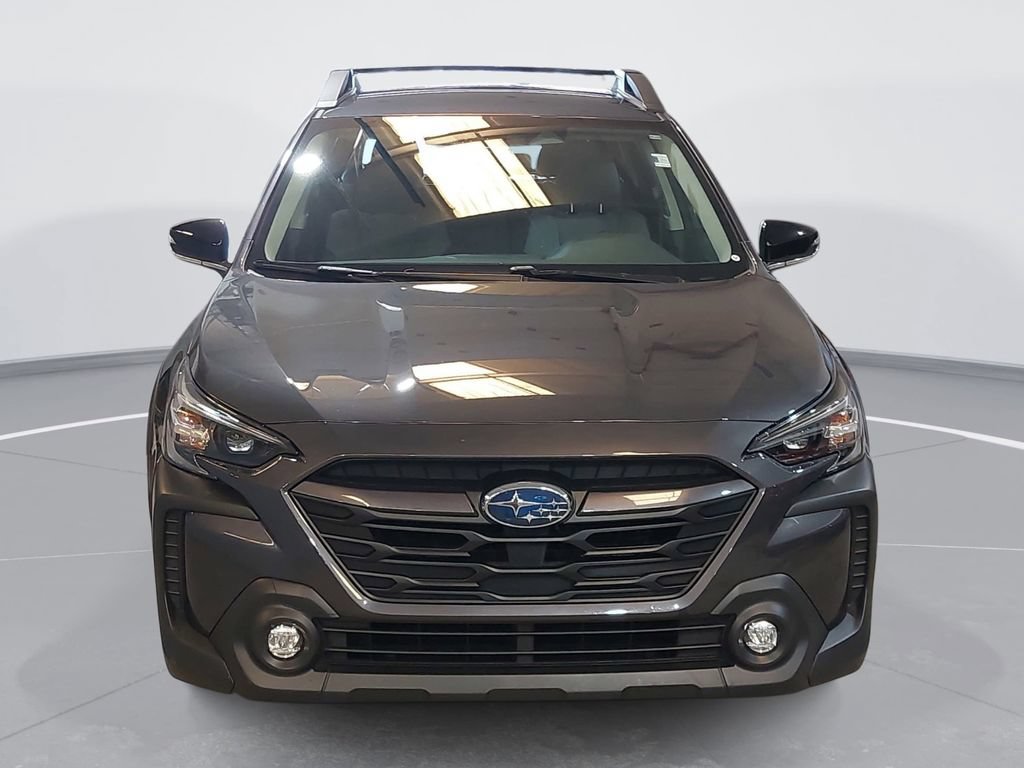 Used 2024 Subaru Outback Premium AWD/4WD image 2