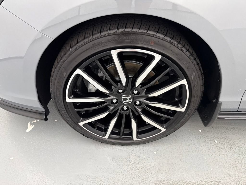 New 2026 Honda Accord Touring image 4