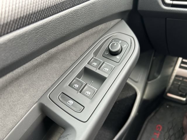 New 2026 Volkswagen GTI SE FWD image 21