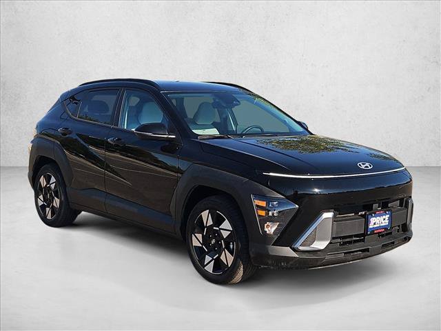 Used 2025 Hyundai Kona SEL FWD image 3