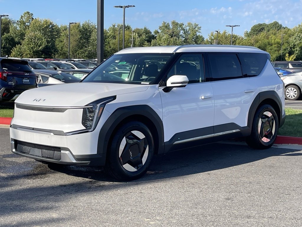New 2026 Kia EV9 Wind image 2