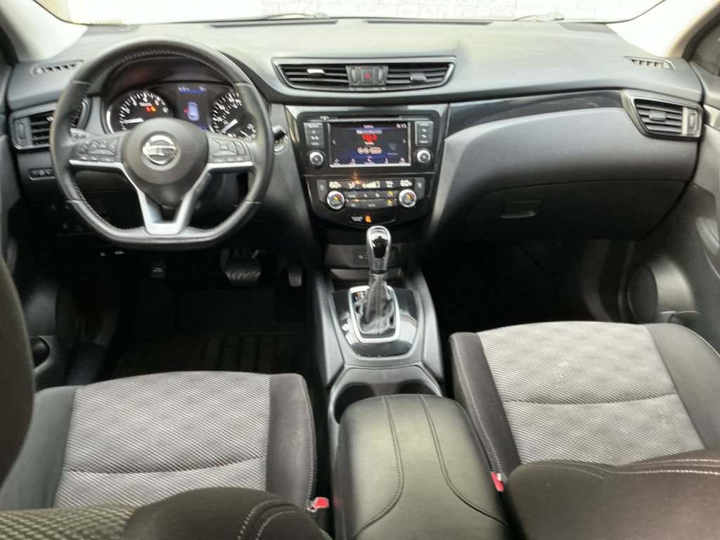 Used 2019 Nissan Rogue Sport SV w/ All-Weather Package AWD/4WD image 21
