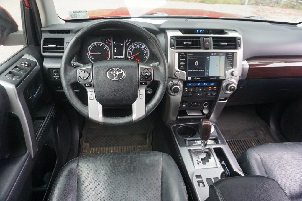 Used 2022 Toyota 4Runner Limited AWD/4WD image 5