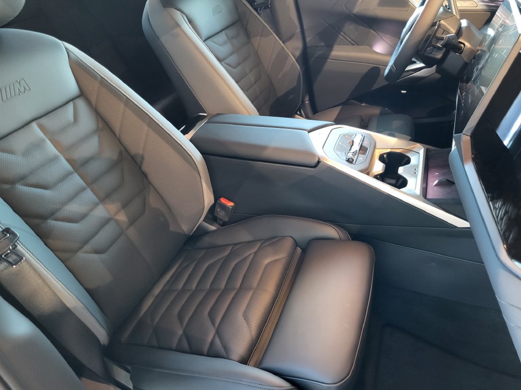 New 2027 BMW X5 xDrive40i AWD/4WD image 18