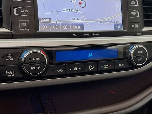 Used 2019 Toyota Highlander Limited image 16