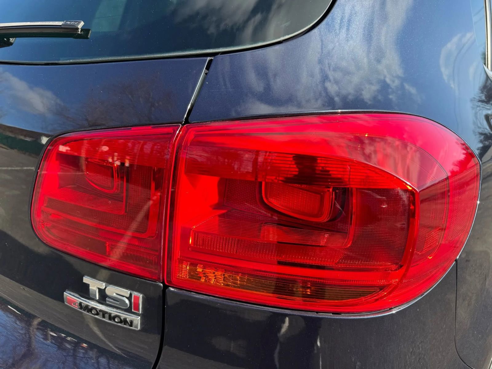 Used 2016 Volkswagen Tiguan SE image 13