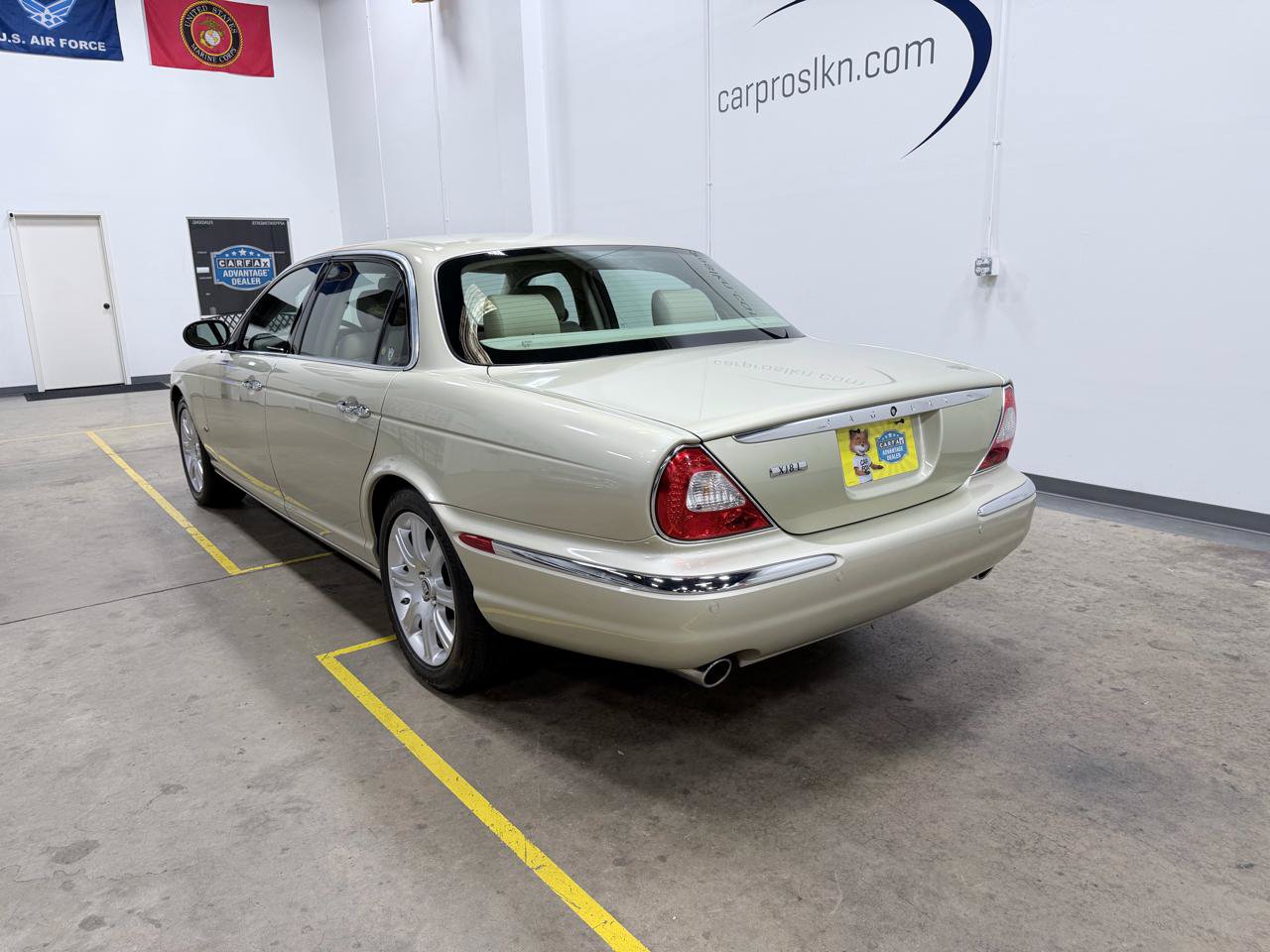 Used 2006 Jaguar XJ8 RWD image 5