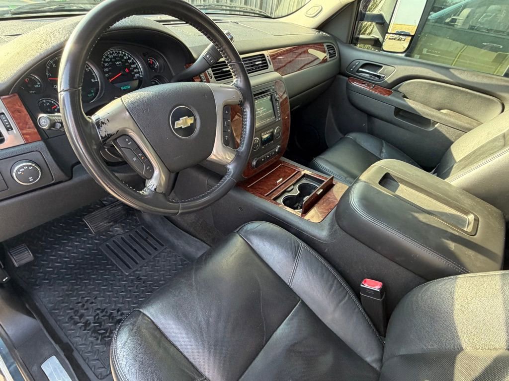 Used 2010 Chevrolet Tahoe LTZ image 9