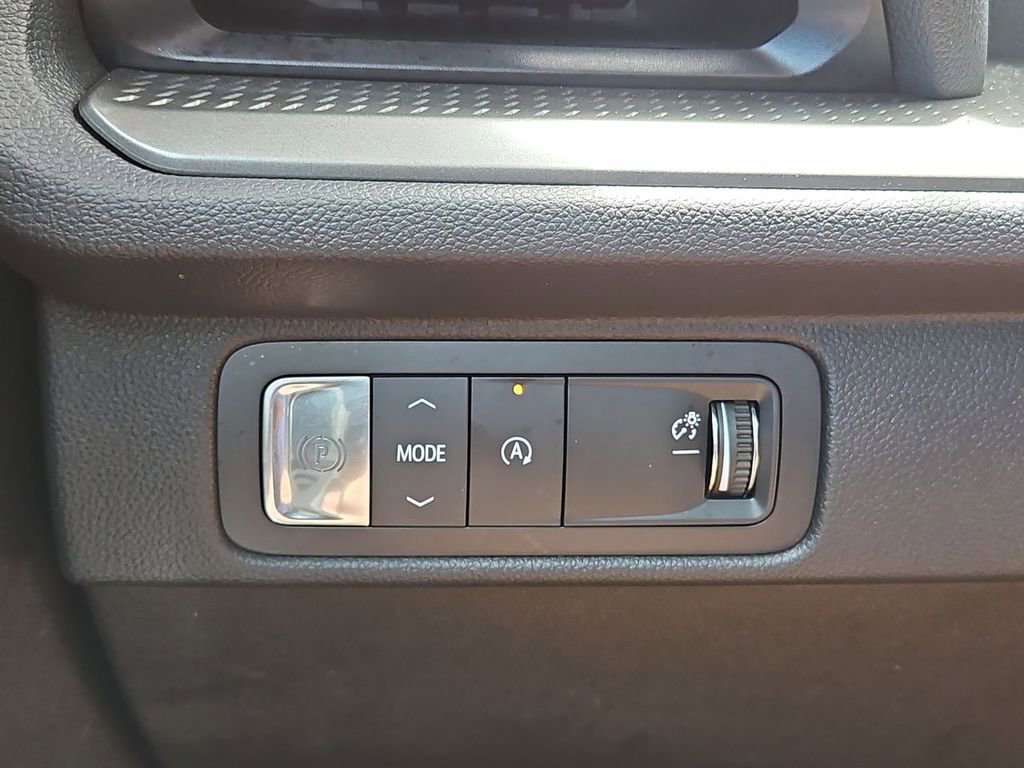 Certified 2024 Chevrolet Traverse LS w/ LPO, Floor Liner Package FWD image 18