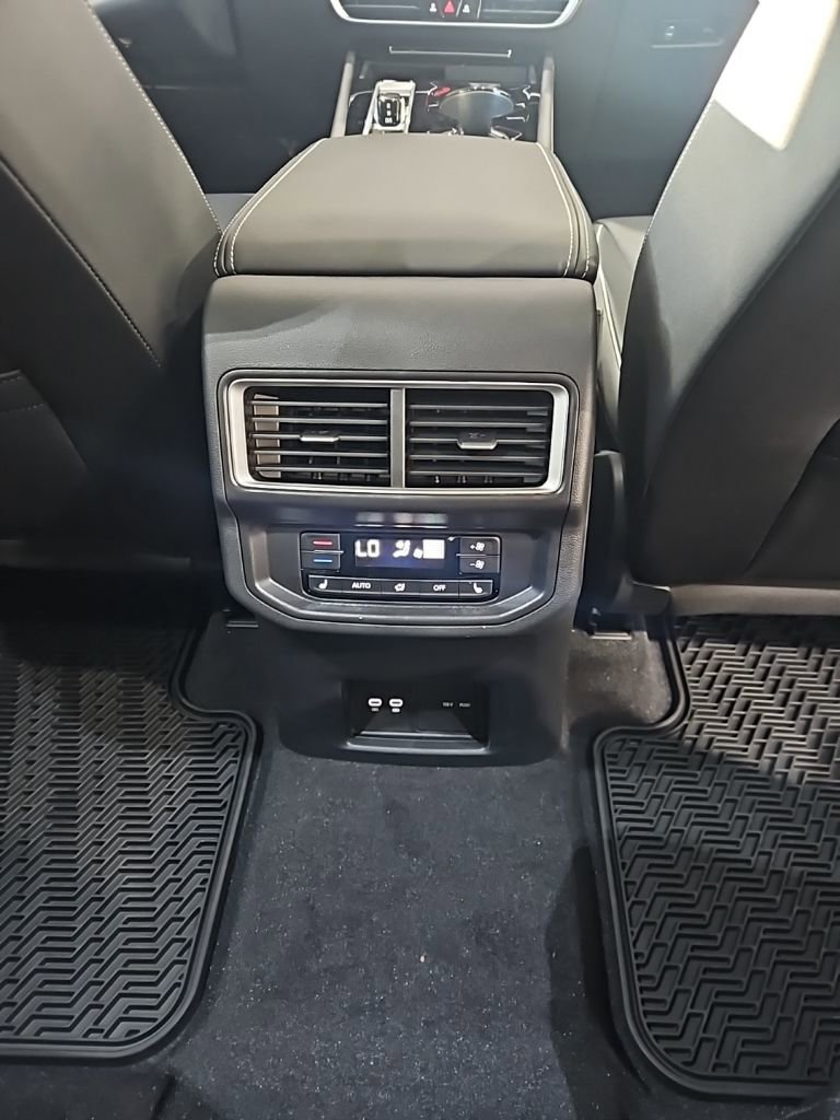 New 2026 Volkswagen Atlas SEL Premium R-Line image 20