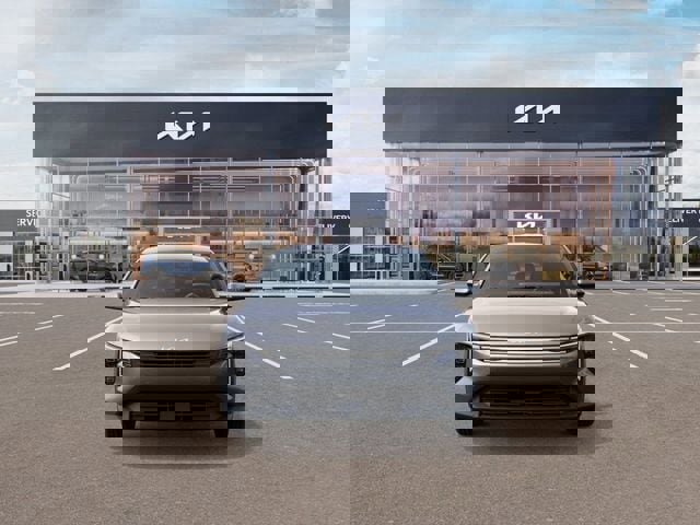 New 2026 Kia K4 LXS image 2