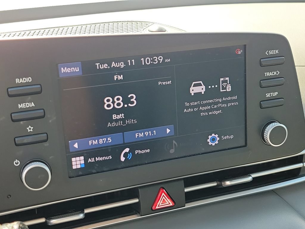 Used 2023 Hyundai Elantra SEL FWD image 23