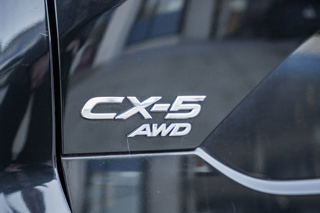 Used 2017 MAZDA CX-5 Touring w/ I-ACTIVSENSE Package image 8