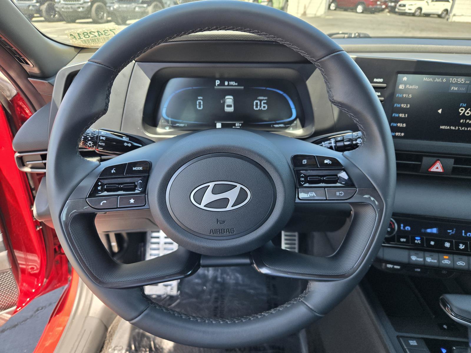 Used 2025 Hyundai Elantra Sport FWD image 15