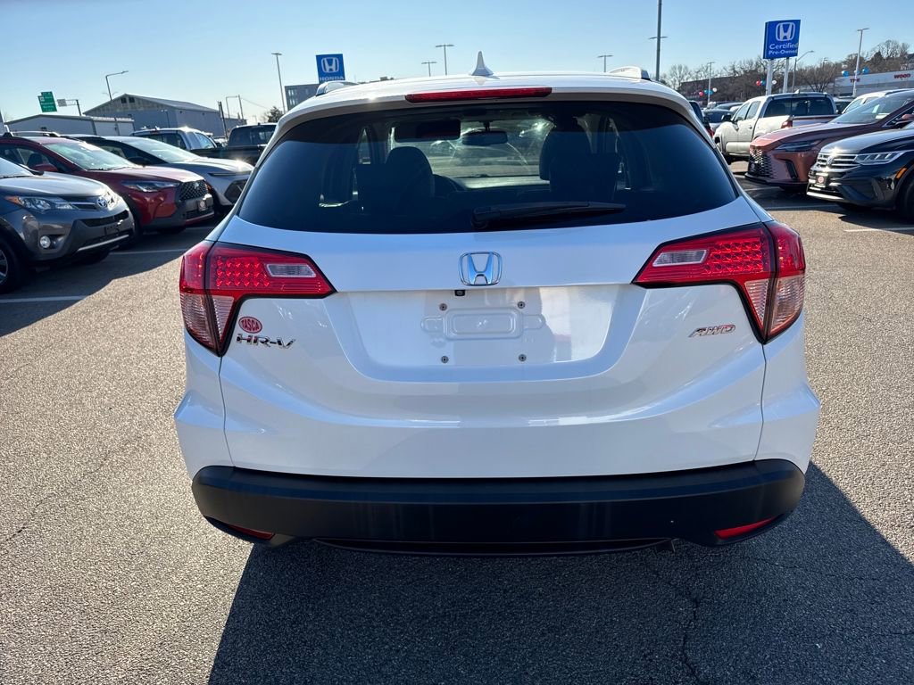 Used 2018 Honda HR-V EX-L image 6