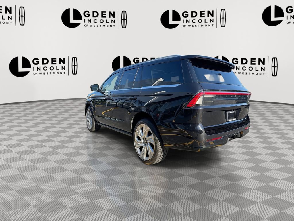 Certified 2025 Lincoln Navigator Reserve AWD/4WD image 6