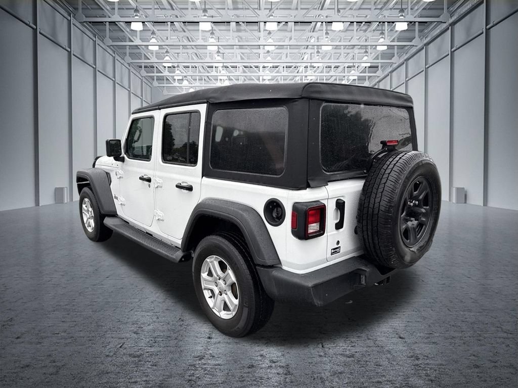 Used 2019 Jeep Wrangler Unlimited Sport AWD/4WD image 3