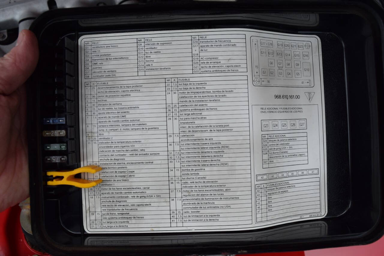 Used 1993 Porsche 968 image 82