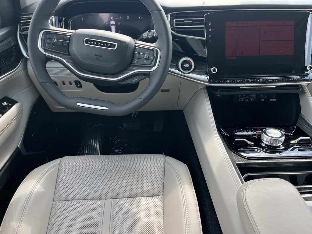 Used 2022 Jeep Wagoneer Series III w/ Convenience Group I AWD/4WD image 13